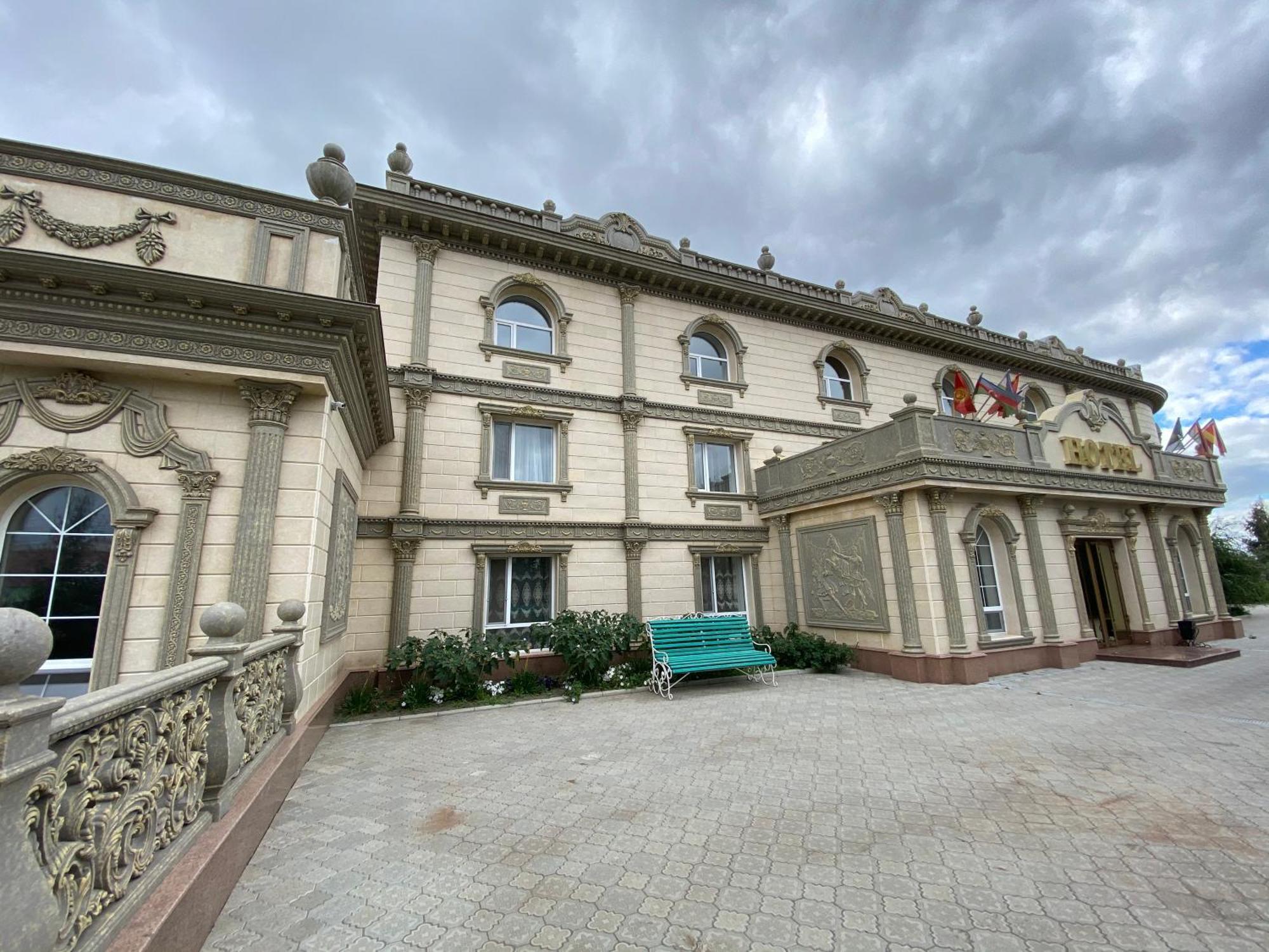Hotel Astam Κοστανάι Εξωτερικό φωτογραφία